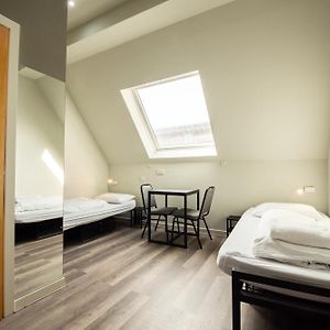 Schlafsaal Zimmer